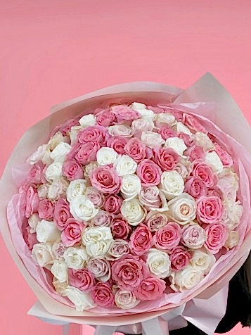 Pastel Dream 121 Adet Karışık Gül Buketi