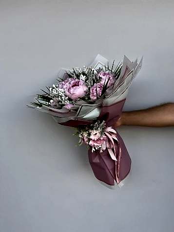 12'li Pembe Şakayık Buketi