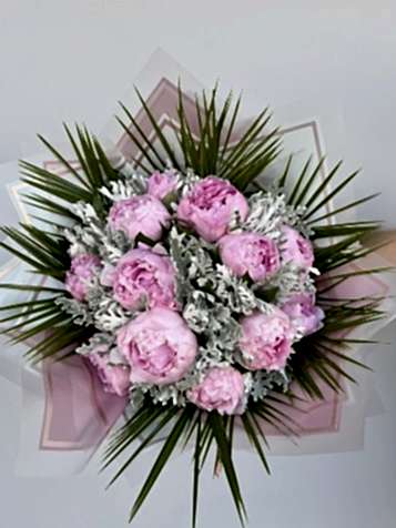 12'li Pembe Şakayık Buketi