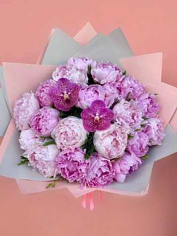 20’li Pembe Şakayık Buketi