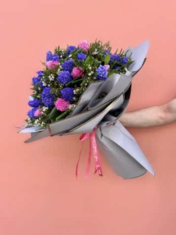 Grand Deluxe Karışık Sümbül Buketi