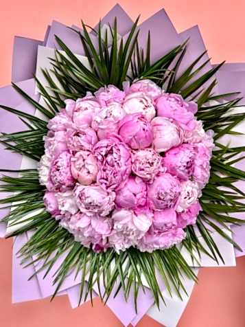 41 Pembe Şakayık Buketi