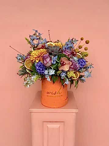 Turuncu Kadife Kutuda Spring Love Aranjman