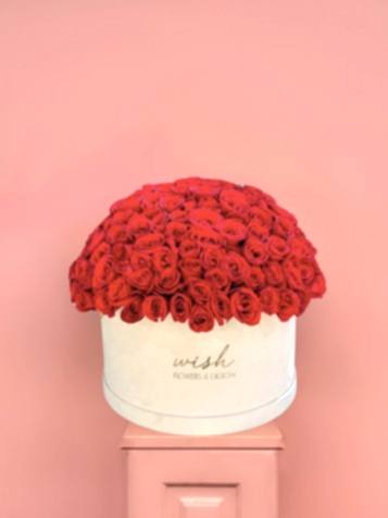 Krem Kadife Kutuda Grand Deluxe Kırmızı Güller