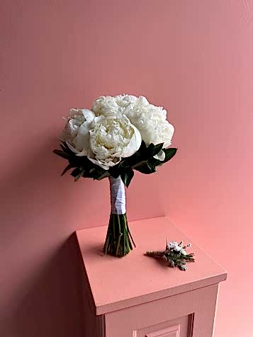 10 Adet Beyaz Şakayık Gelin Buketi & Damat Yaka Çiçeği