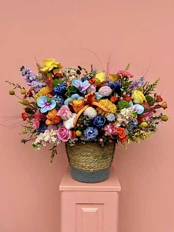 Sepette Deluxe Renkli Bahar Aranjmanı