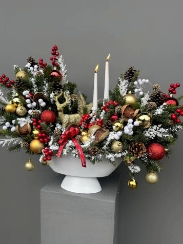 Winter Forest Geyikli Ve Mumlu Tasarım Yılbaşı Aranjmanı