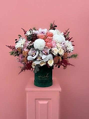 Garden Luxe Yeşil Kadife Kutuda Aranjman