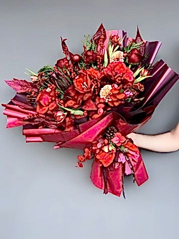 Scarlet Özel Tasarım Deluxe Yeni Yıl Buketi