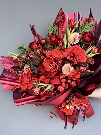 Scarlet Özel Tasarım Deluxe Yeni Yıl Buketi