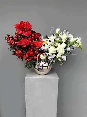 Red & White Özel Tasarım Yılbaşı Aranjmanı