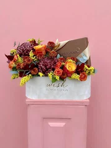 Krem Kadife Kutuda Çikolatalı Sonbahar Çiçek Bahçesi