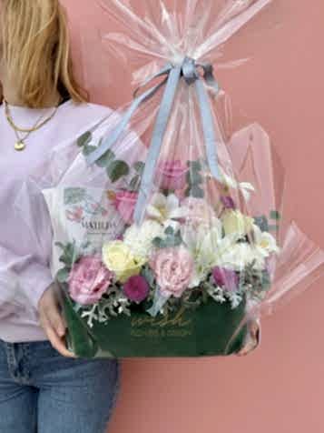 Yeşil Kadife Kutuda Makaronlu Çiçek Bahçesi