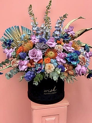 Siyah Kadife Kutuda Grand Deluxe Galaxy Aranjman