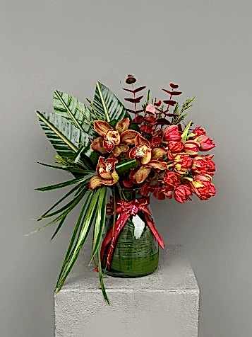 Vazoda Kırmızı Laleler