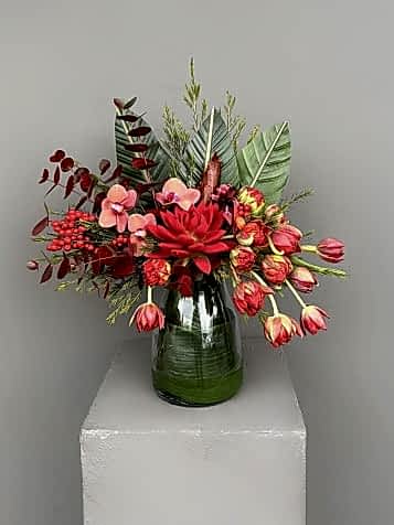 Red Tulips Lale Aranjmanı