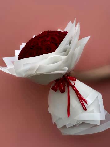 Forever Yours Özel Kırmızı Gül Sevgililer Günü Buketi