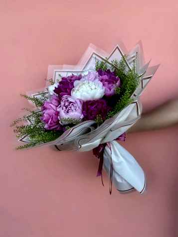 Karışık Renkli Şakayık Buketi