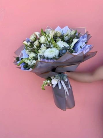 Mathilda Beyaz Karışık Buket