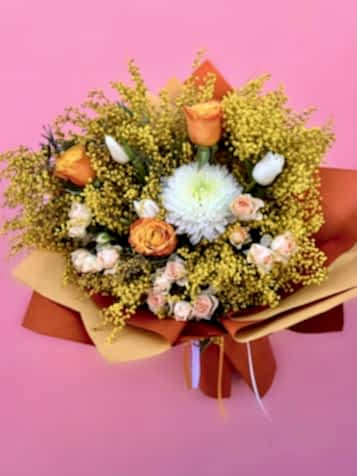 Mimosa Bloom Kadınlar Günü Buketi