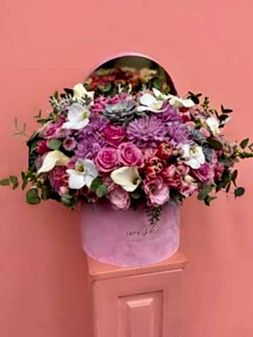 Pembe Kadife Kutuda Grand Deluxe Silva Aranjman