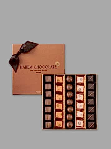 Çikolatalı & Noel Baba Figürlü Büyük Yılbaşı Sepeti