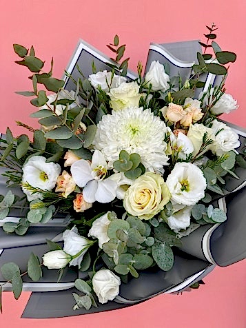 White Love Karışık Buket